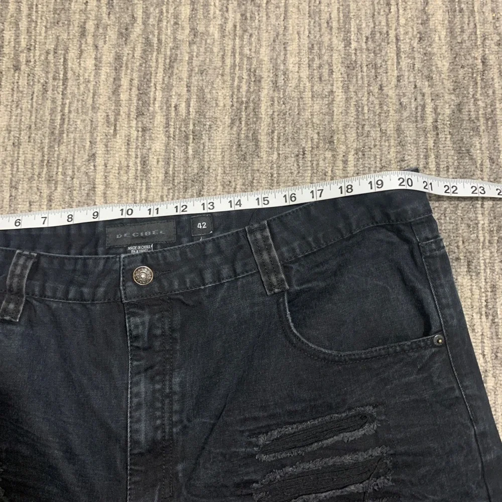 Decibel‎ Distressed Ripped Denim Moto Shorts Zippers Black Mens Size 42